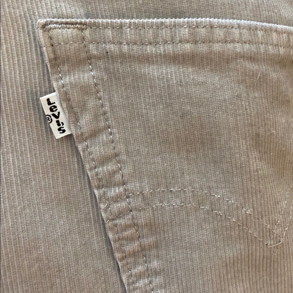 Levi’s 502 Cords 33 X 30 Light Grey NEVER WORN